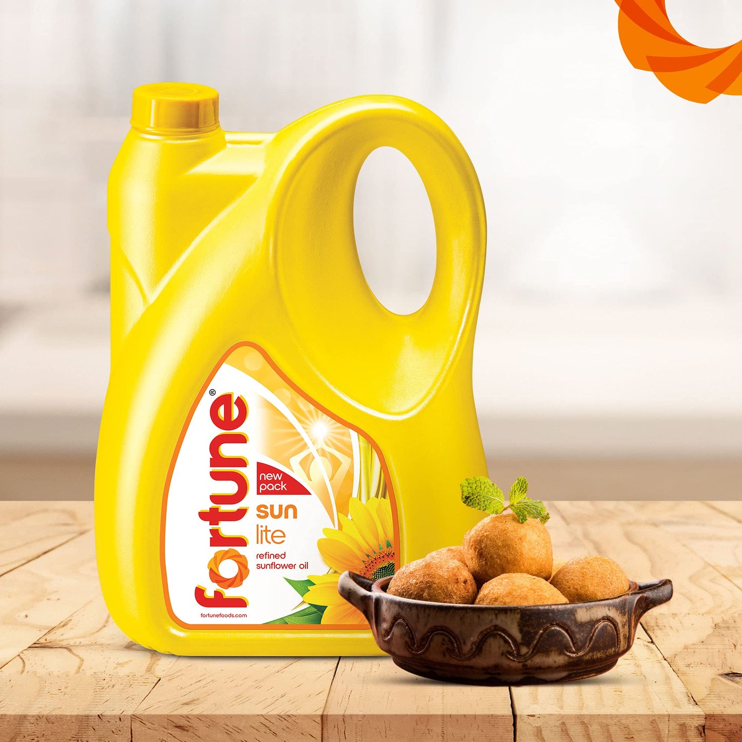 Fortune Refined Sunflower Oil, 4.35 Kg Jar - Vegetarian